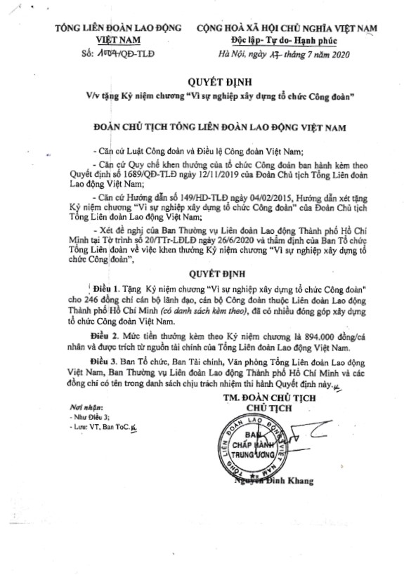 trao kỷ niệm chương